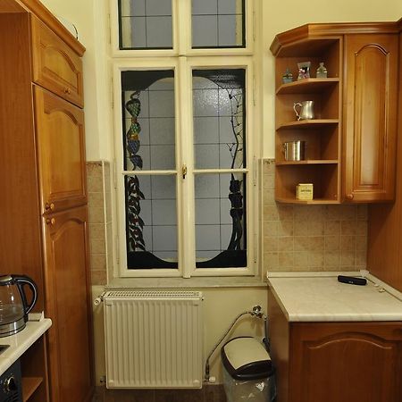 Charming Art Deco Flat Apartment Будапеща Екстериор снимка