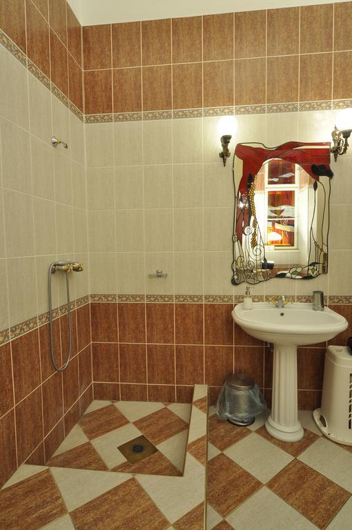 Charming Art Deco Flat Apartment Будапеща Стая снимка